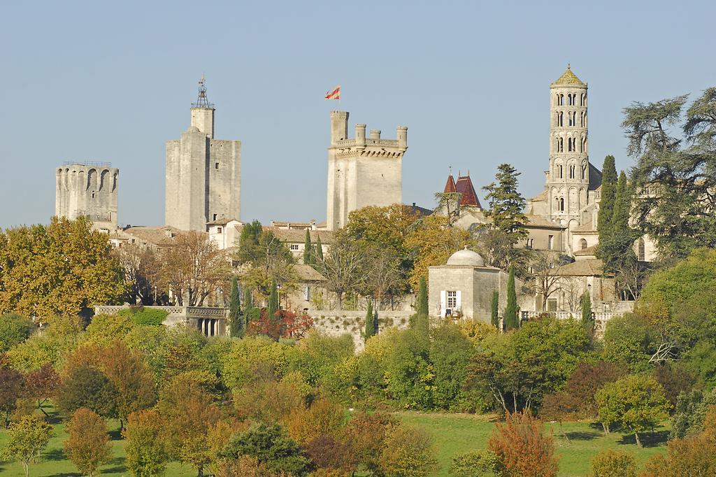 Logis Hotel Restaurant Uzes Pont Du Gard 外观 照片